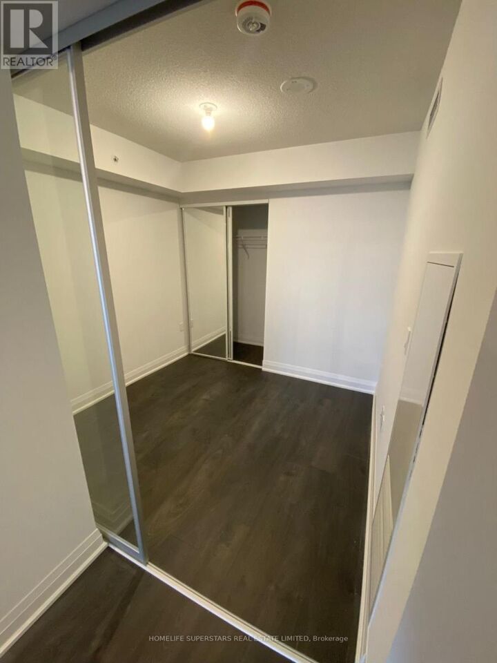 Property Photo:  30 Gibbs Road 1106  ON M9B 0E4 