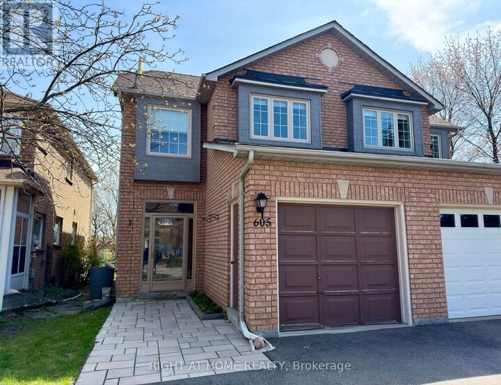 Property Photo:  605 Willowick Drive  ON L3X 2A9 