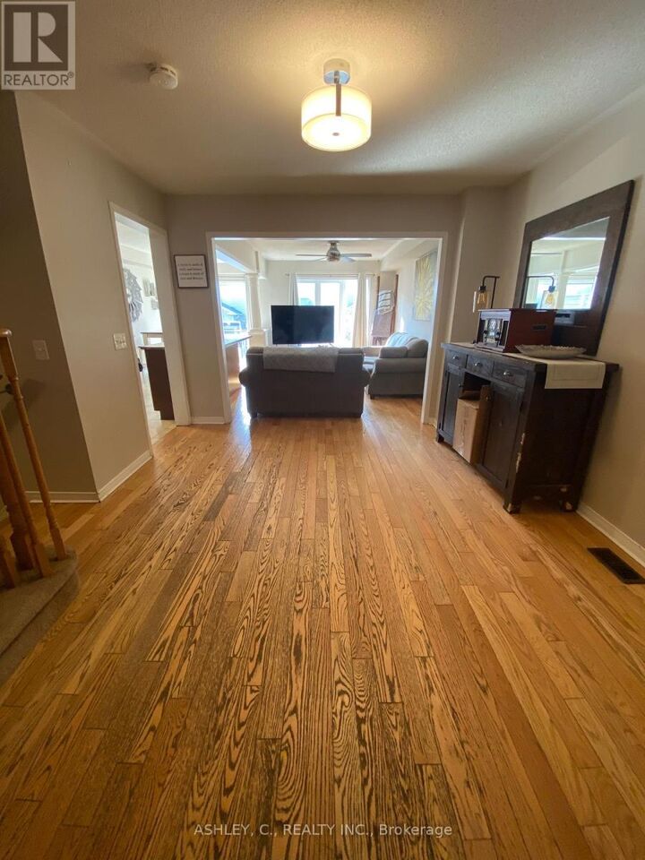 Property Photo:  104 James Govan Drive  ON L1N 0J7 