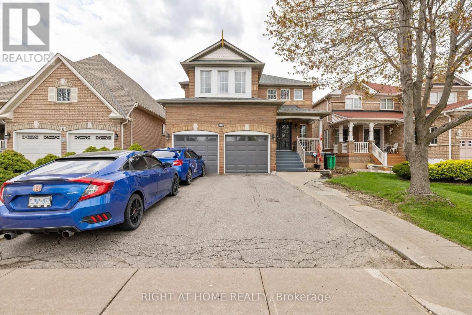 Property Photo:  8 Fletchers Creek Boulevard  ON L6X 4R6 