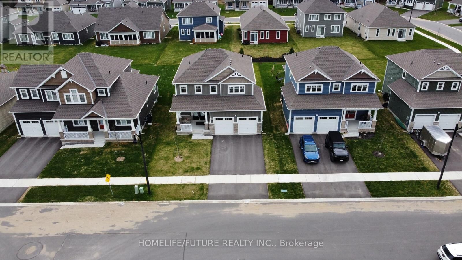 Property Photo:  1 Dyer Crescent  ON P1L 0A9 