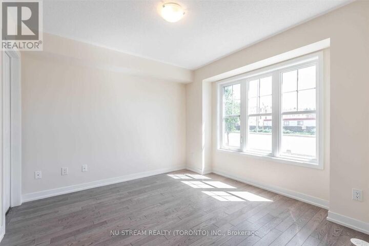 Property Photo:  10578 Bathurst Street  ON L6A 4Y4 