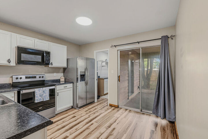 Property Photo:  13 NW Cape Drive Apt B  FL 32548 