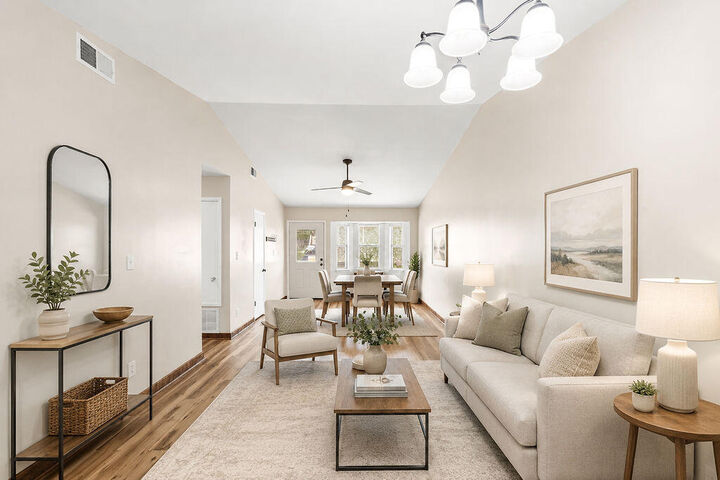 Property Photo: 13 NW Cape Drive Apt B FL 32548
