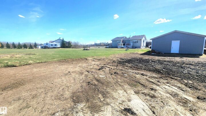 Property Photo:  20120 Twp Rd 515 97  AB T0B 4J1 