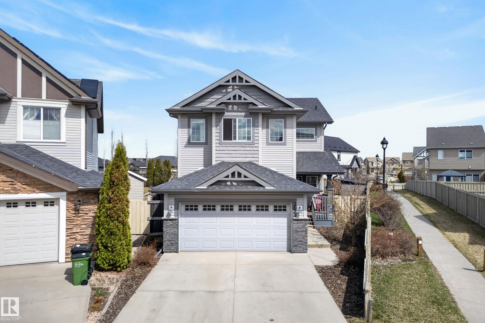 Property Photo:  3633 Atkinson Loop SW  AB T6W 0X2 