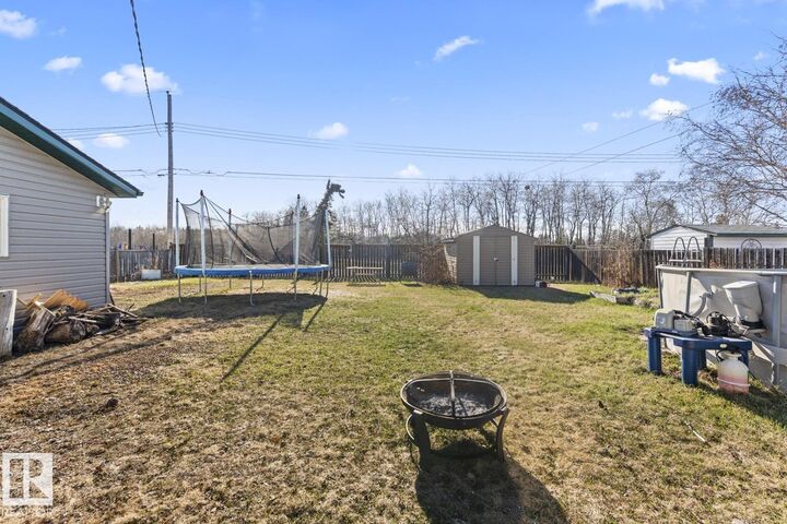 Property Photo:  4908 59 Street  AB T9M 1T2 