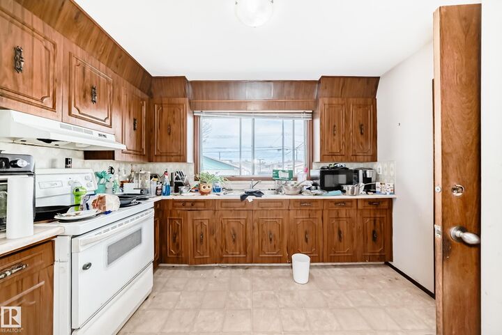 Property Photo:  12825 102 Street NW  AB T5E 4J2 