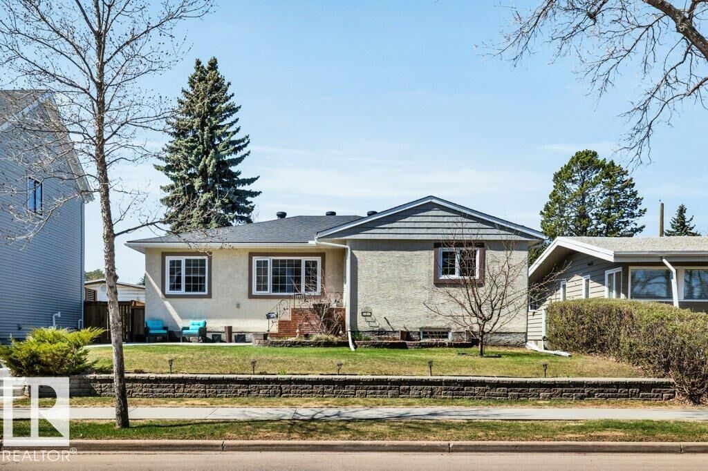 Property Photo:  10616 136 Street NW  AB T5N 2G2 