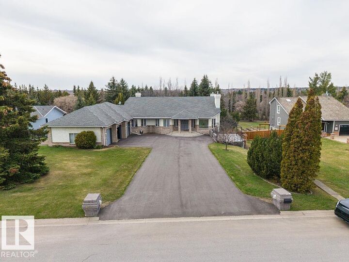 Property Photo:  60 Sturgeon View Crescent  AB T8N 1M9 