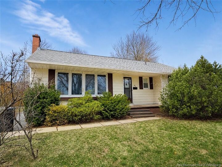 Property Photo:  642 Loyalist Court  NB E3B 3K9 