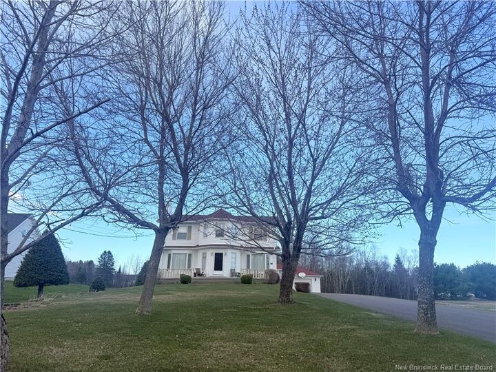 Property Photo:  154 Rue Savoie  NB E9G 1W8 