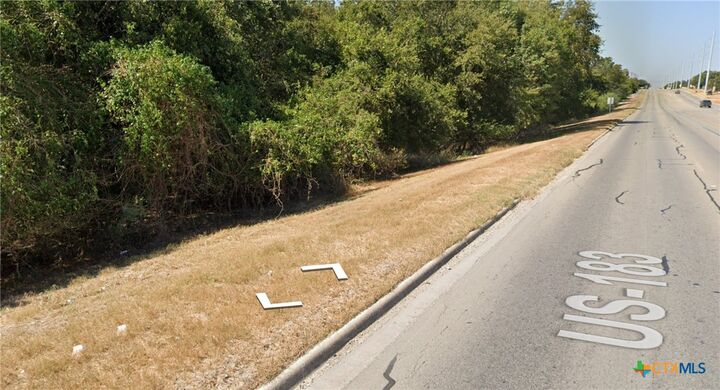 Property Photo:  719 Water Street  TX 78629 