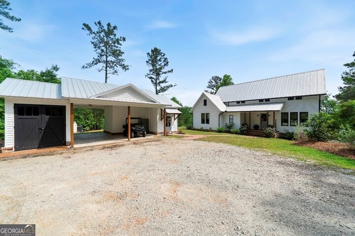 Property Photo:  122 Island Creek Drive NE  GA 31087 