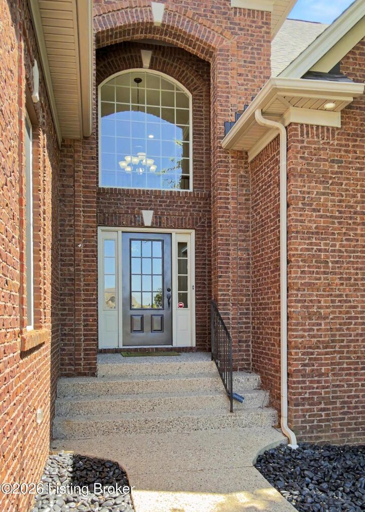Property Photo: 14712 Forbes Cir KY 40245