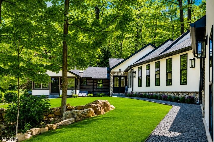 Property Photo: 47 Glenside Trl NJ 07871
