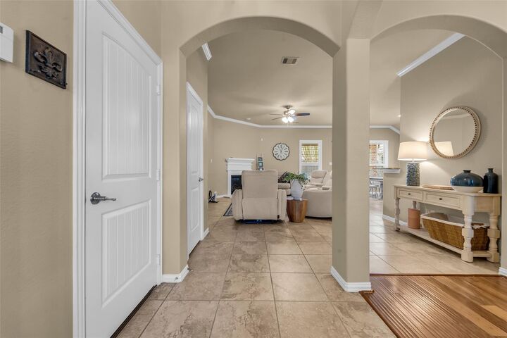 Property Photo: 20722 Oakhurst Creek TX 77365