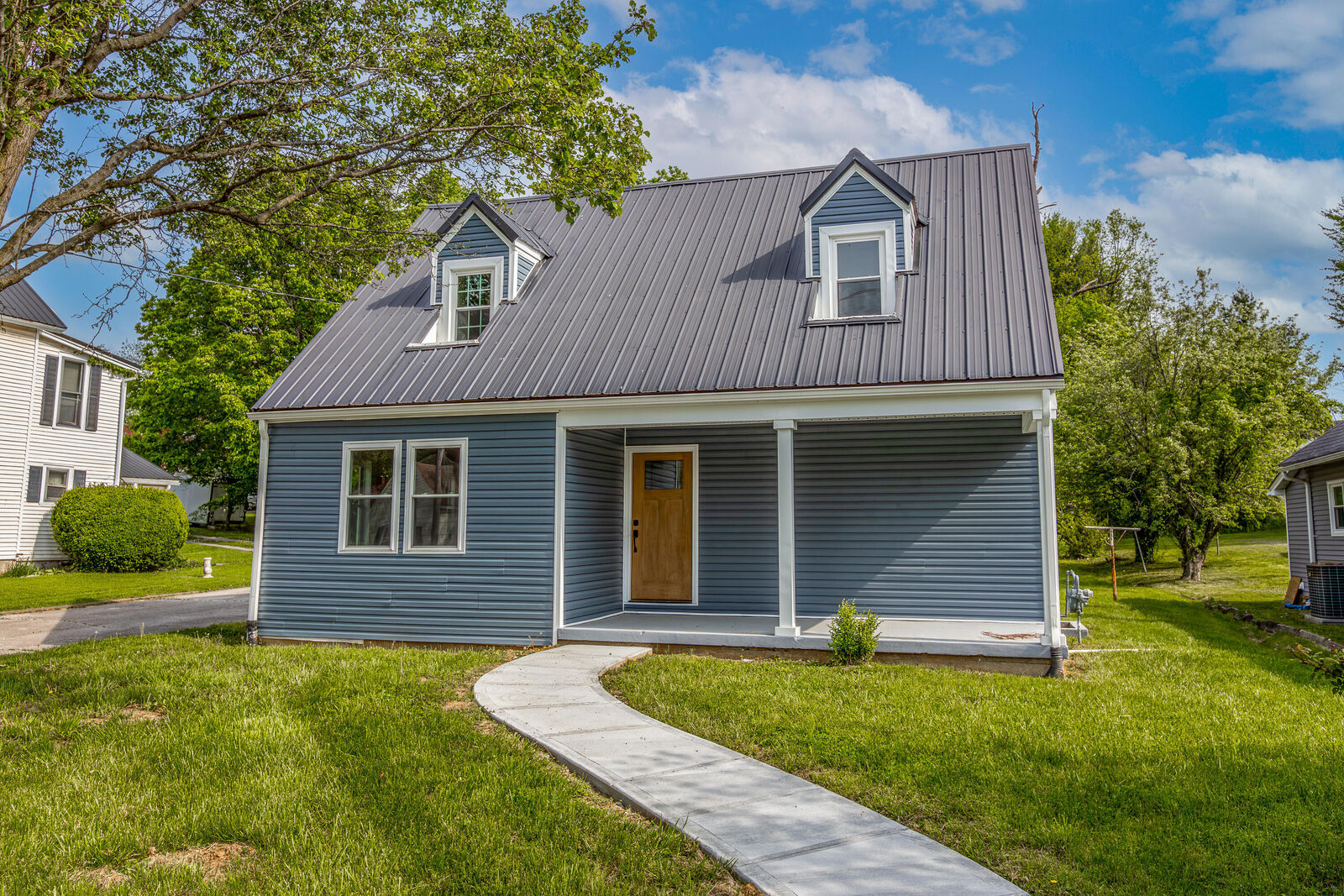 Property Photo:  232 Danville Street  KY 40444 