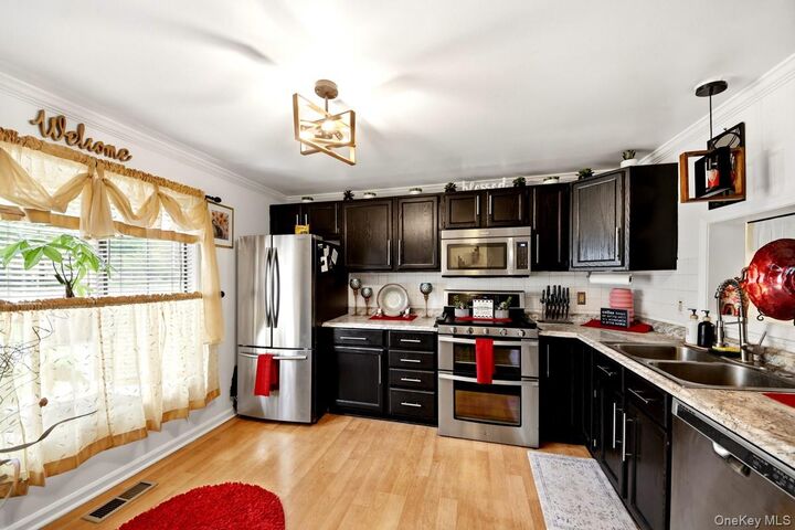 Property Photo:  708 Mallard Way  NY 10566 