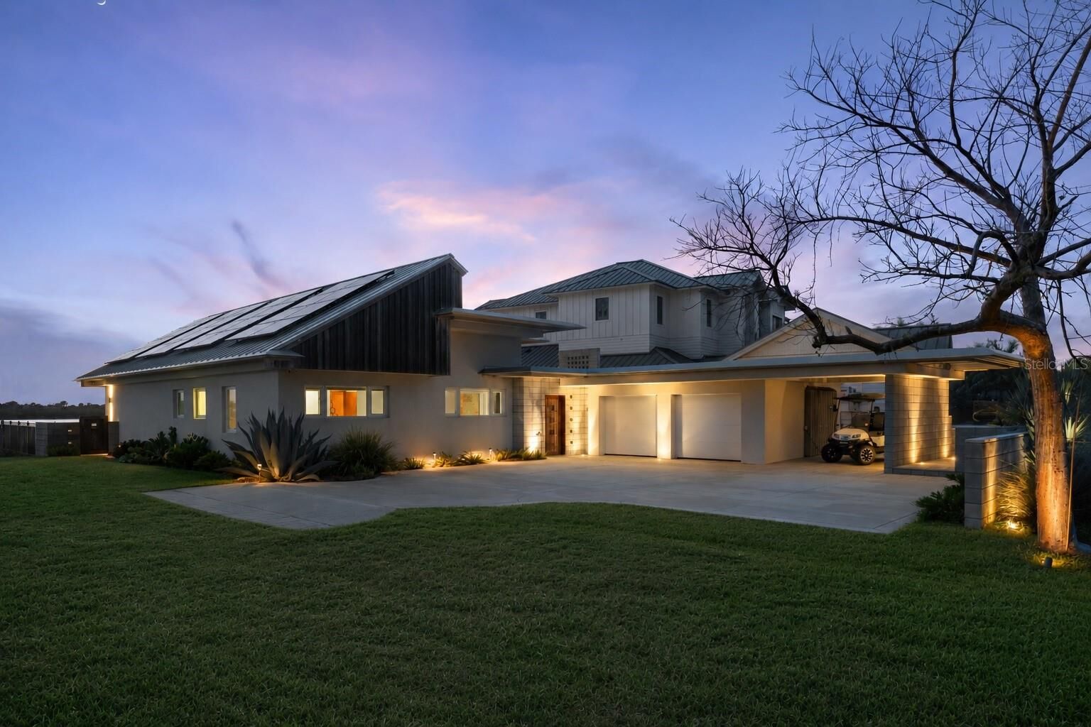 Property Photo:  1800 N Indian River Road  FL 32169 