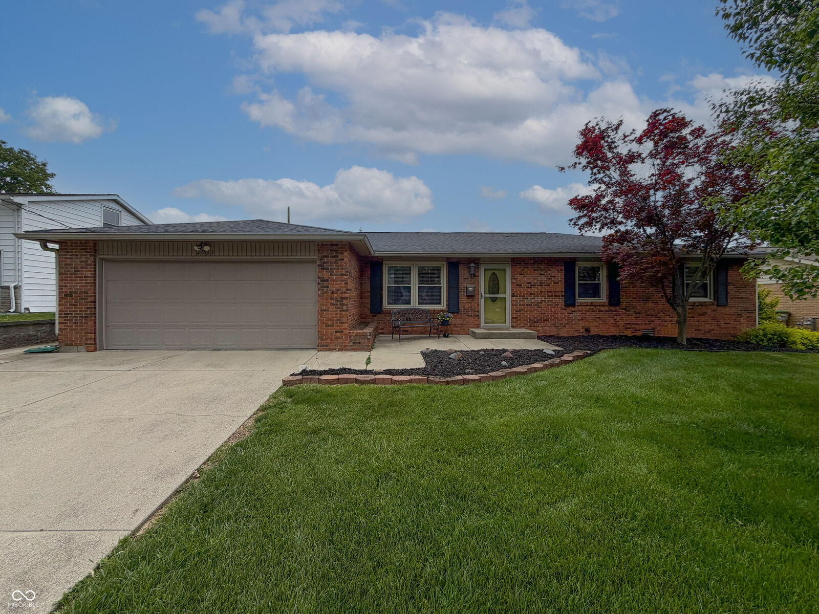 Property Photo:  2933 Fairlawn Drive  IN 47203 