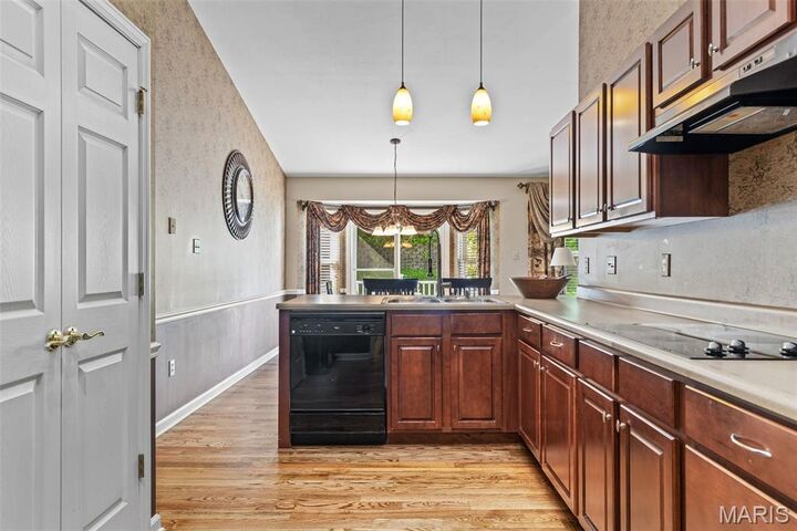 Property Photo:  3242 Woodridge Center Parkway  MO 63129 