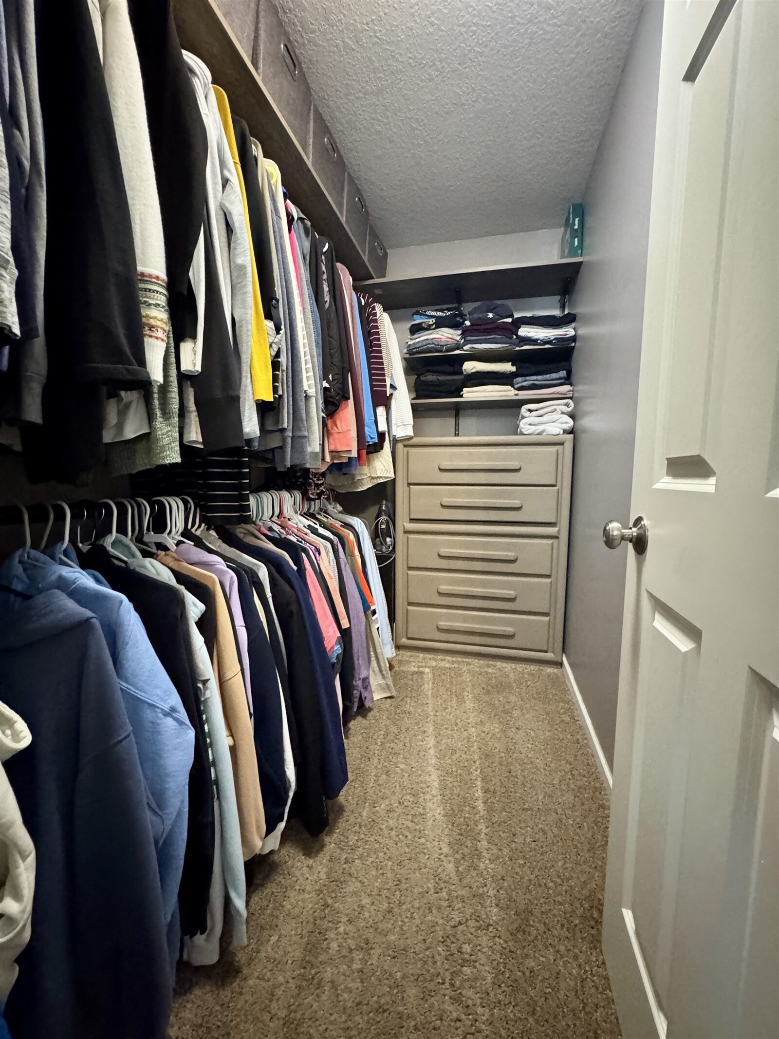 Property Photo:  2700 Heritage Ct  ND 58703 