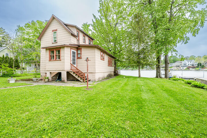 Property Photo:  5615 Benson Terrace  MI 49038 