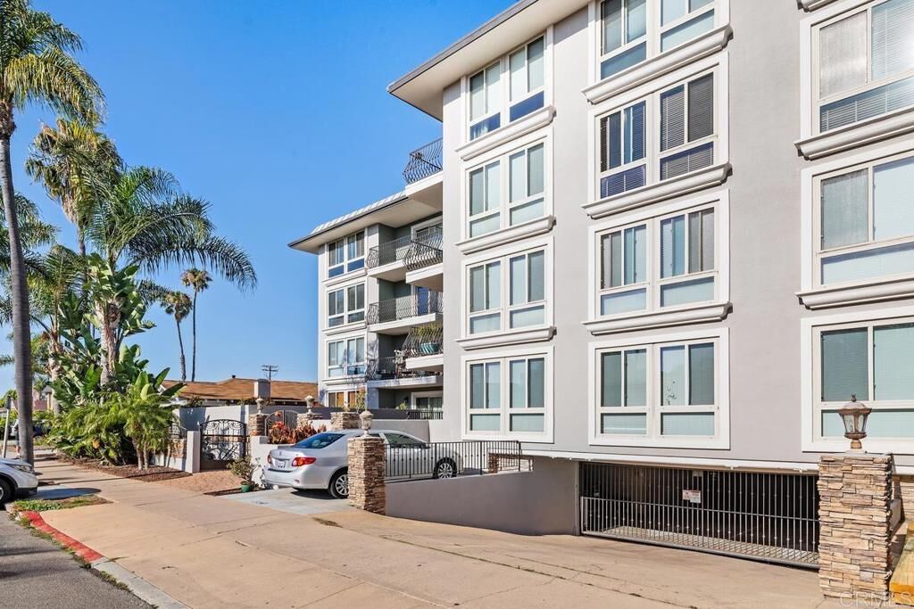 Property Photo: 3939 Illinois Street 3D CA 92104