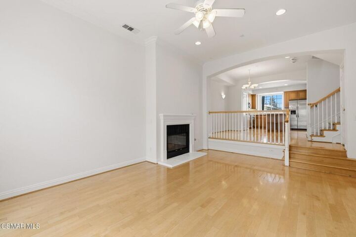 Property Photo:  4118 W Kling Street  CA 91505 