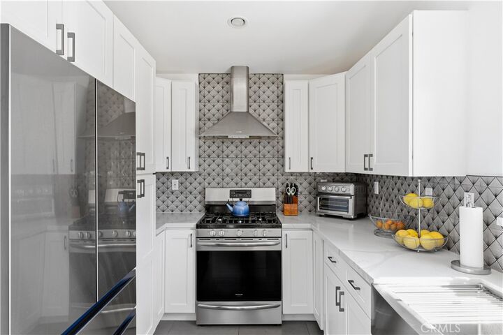 Property Photo:  29123 Thousand Oaks C  CA 91301 