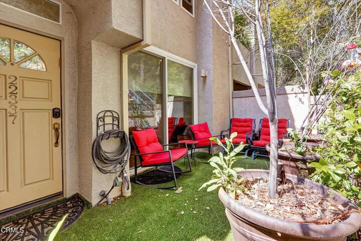 Property Photo:  22337 Mission Circle  CA 91311 
