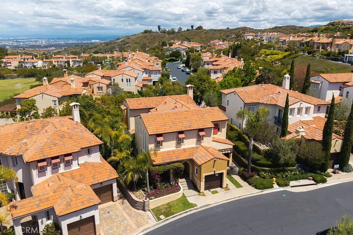 Property Photo: 7 Amador CA 92657