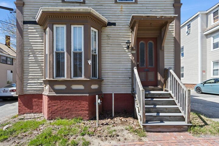 Property Photo:  438-440 St. John Street  ME 04102 