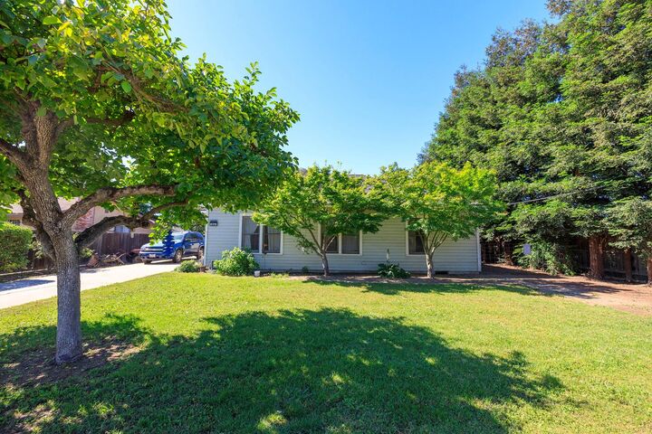 Property Photo: 5114 South Avenue CA 95319