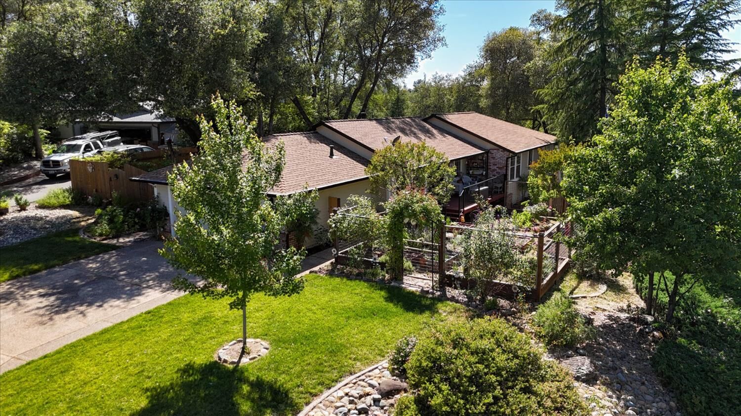 Property Photo:  11524 Sherwood Way  CA 95602 