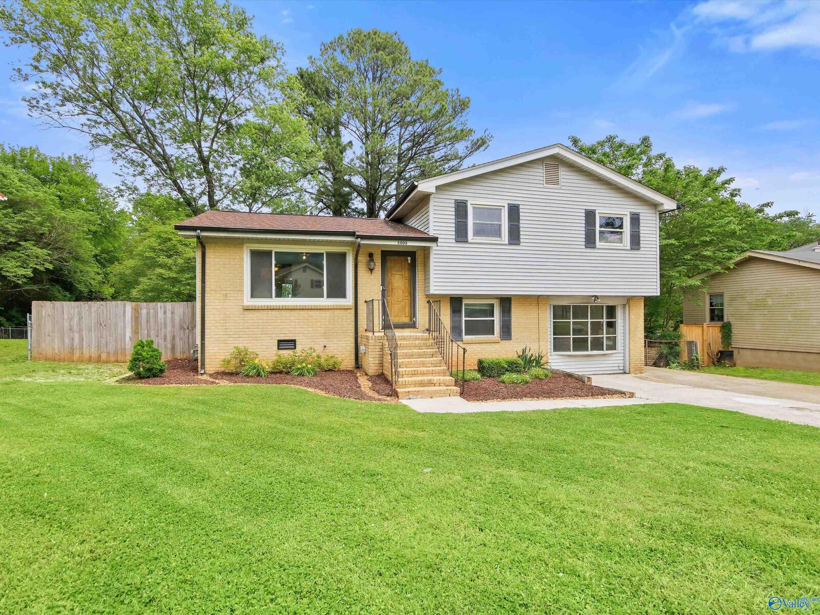 Property Photo:  5008 Nail Road NW  AL 35810 