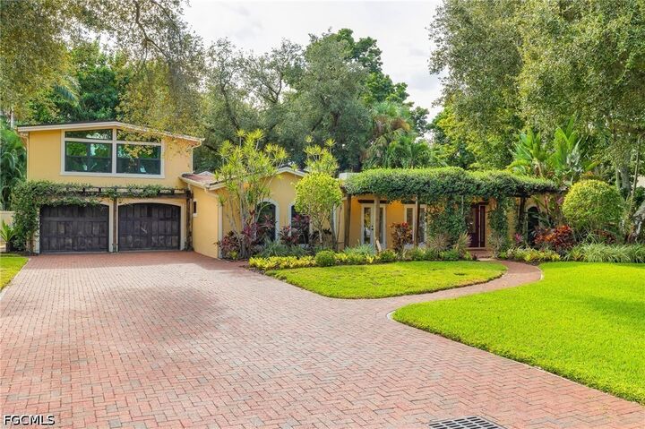 Property Photo:  1250 Florida Avenue  FL 33901 