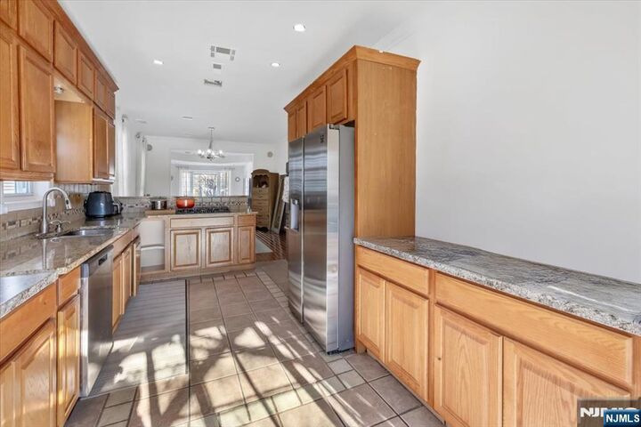 Property Photo:  214 Columbus Place  NJ 07010 