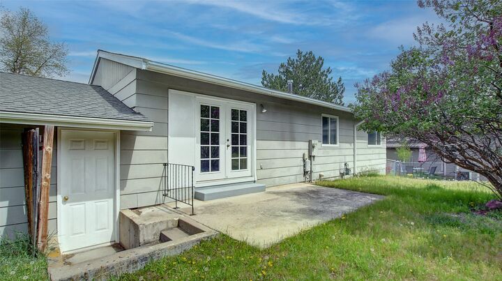 Property Photo: 2219 E Crescent Drive MT 59803