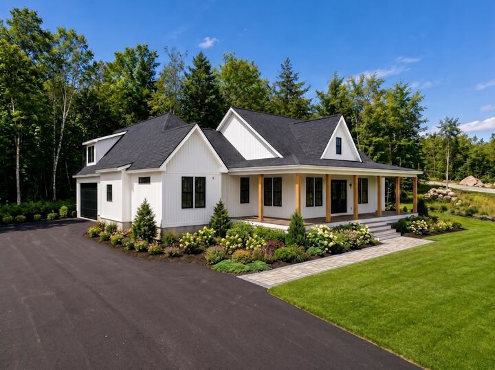 Property Photo: 1 Jaytee Drive NH 03809