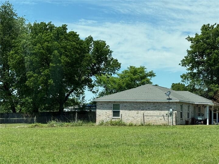 Property Photo:  1387 Choctaw Lane  OK 74965 