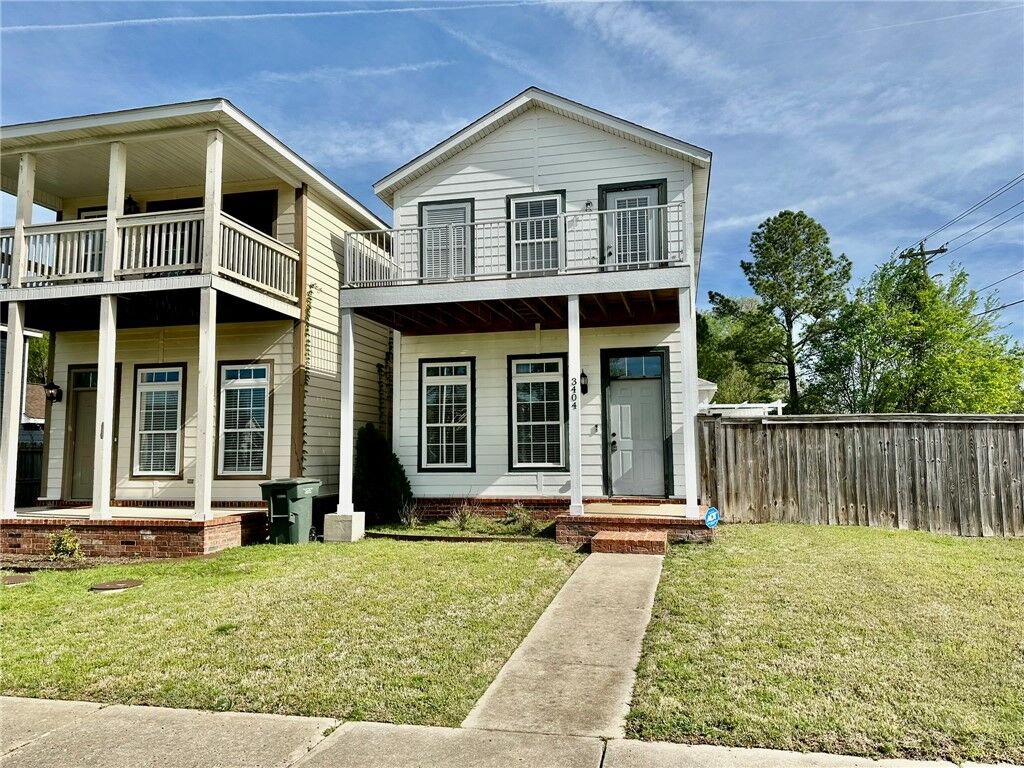 Property Photo: 3404 W Clabber Creek Boulevard AR 72704
