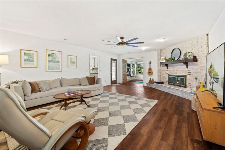 Property Photo:  701 S Chateau Drive  AR 72758 