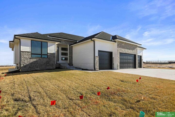 Property Photo:  5709 N 195th Street  NE 68022 
