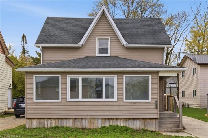 Property Photo:  368 Wellington Avenue S  ON N4W 2J2 