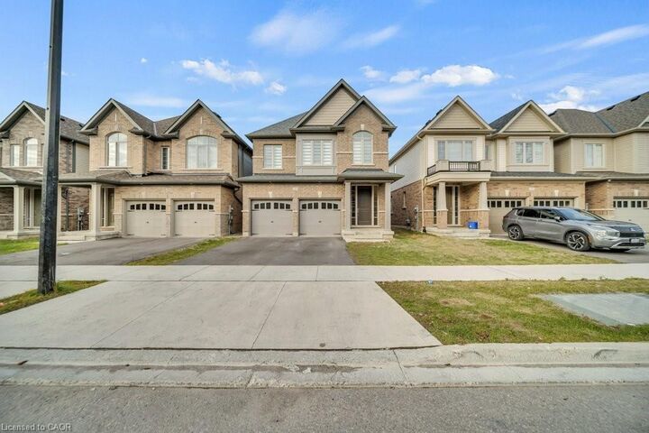 Property Photo:  285 Broadacre Drive  ON N2R 0S6 