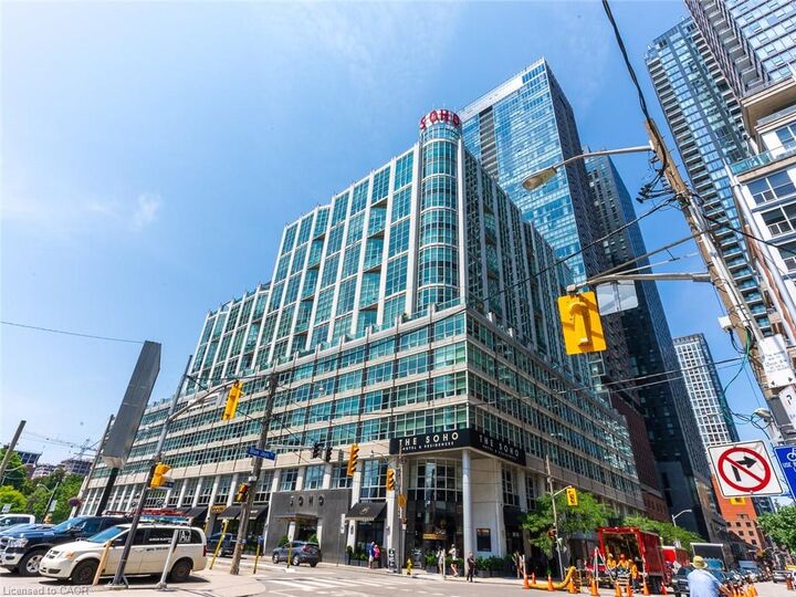 Property Photo:  36 Blue Jays Way 1113  ON M5V 3T3 