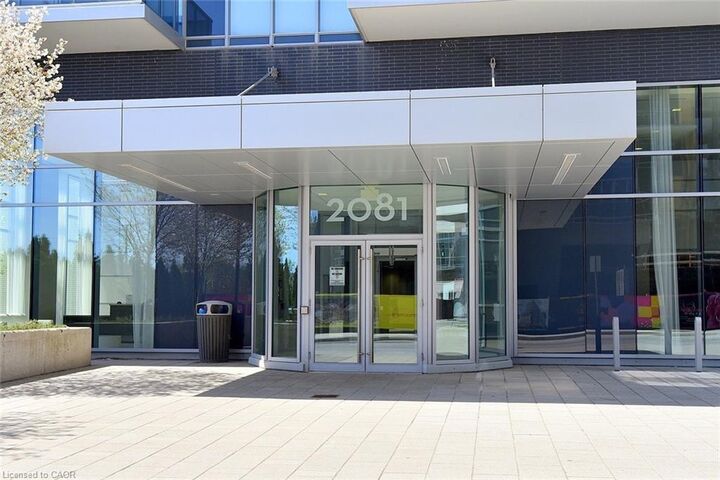 Property Photo:  2081 Fairview Street 1003  ON L7R 0E4 