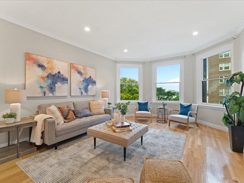 Property Photo:  4 Charlesgate East 404  MA 02215 